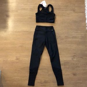 Brand new Liquidi yoga pants